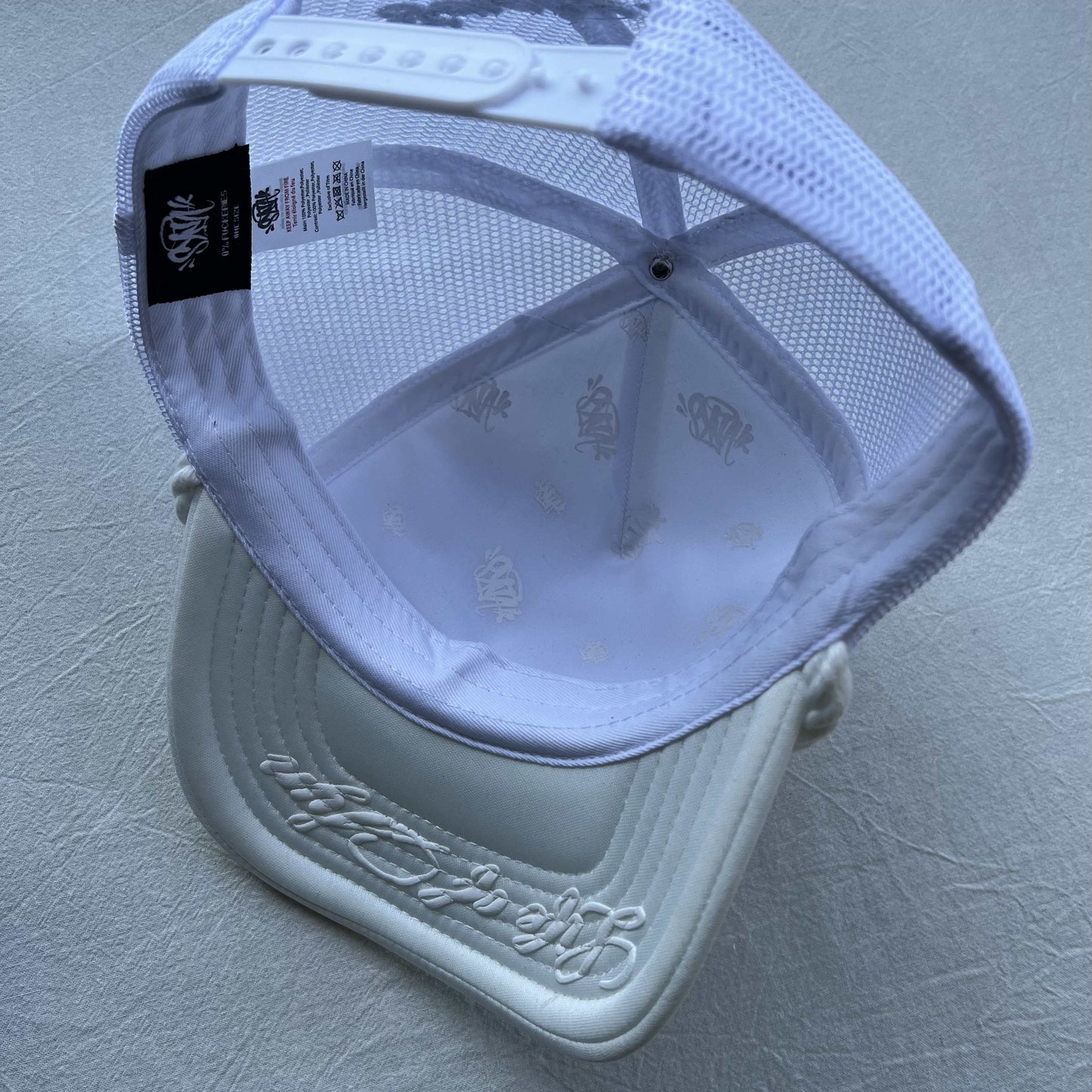 SYNAWORLD TRACK CAP (2 COLORS)