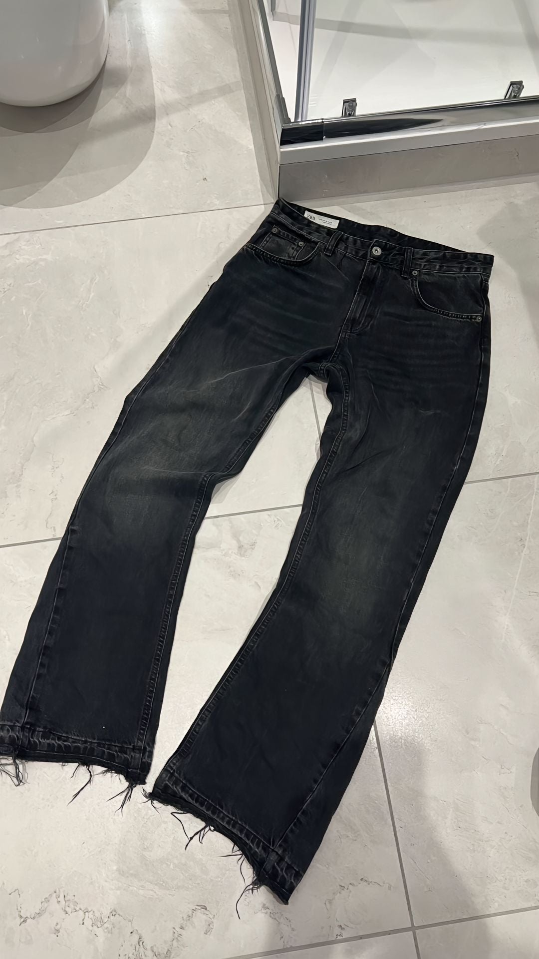 ZARA FLARED JEANS (2 COLORS)