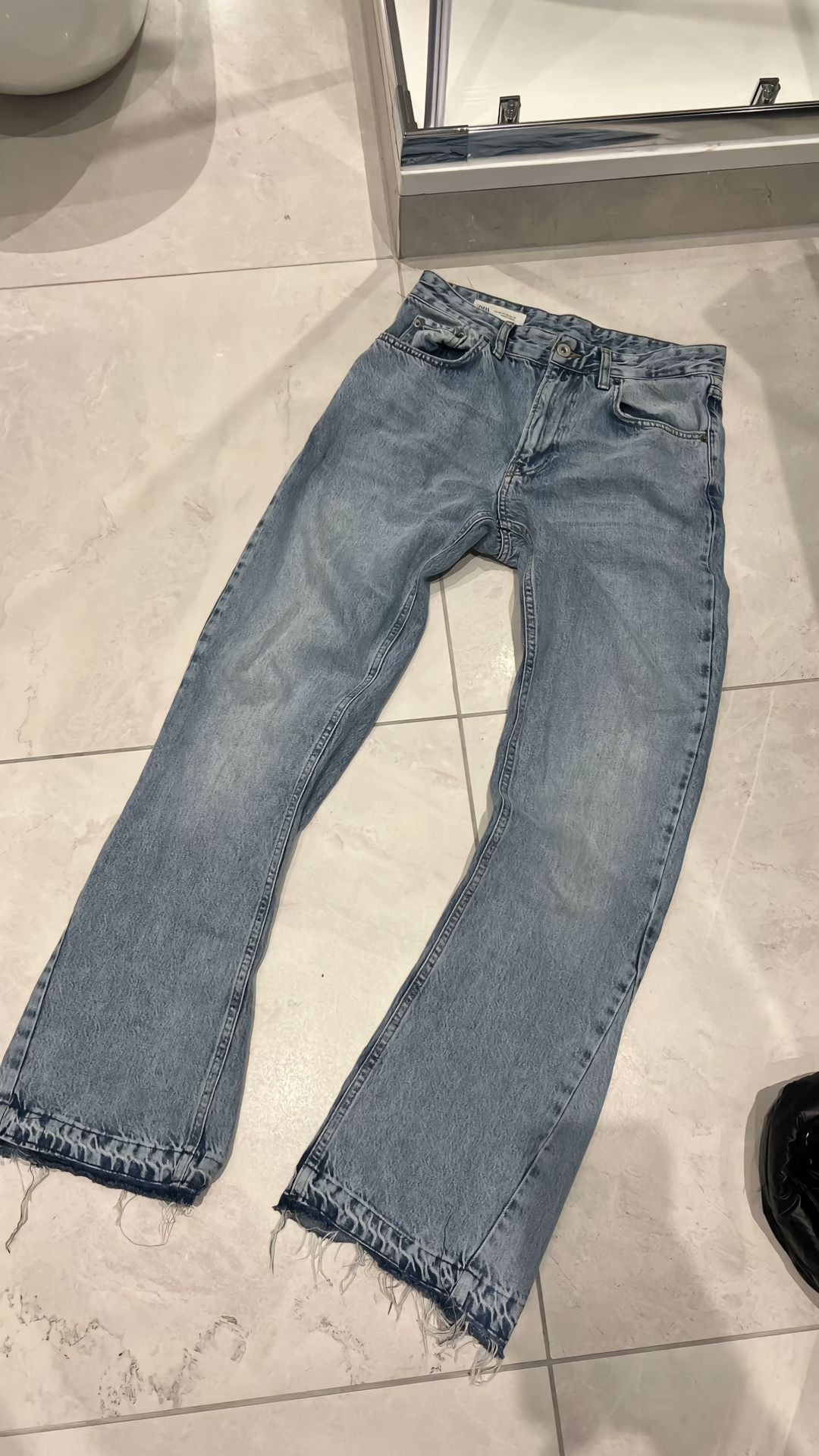 ZARA FLARED JEANS (2 COLORS)