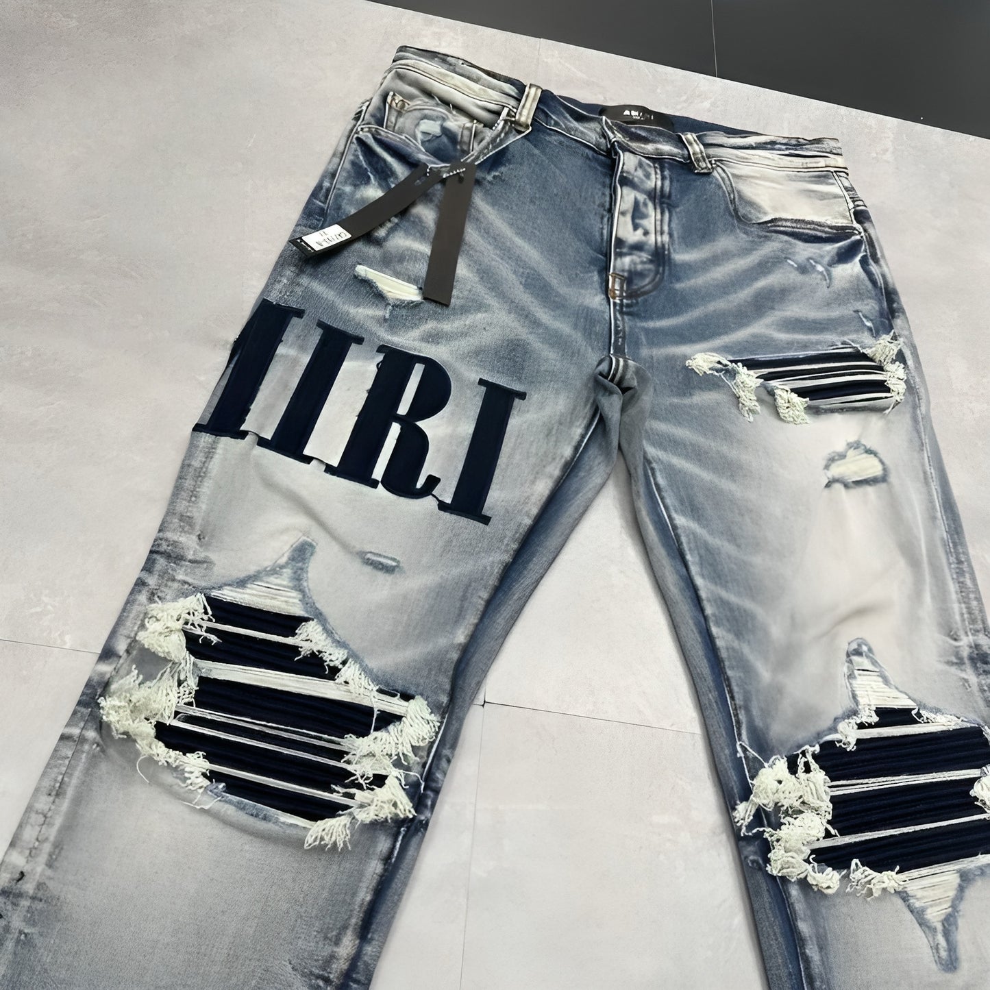 AMIRI SLIM FIT JEANS
