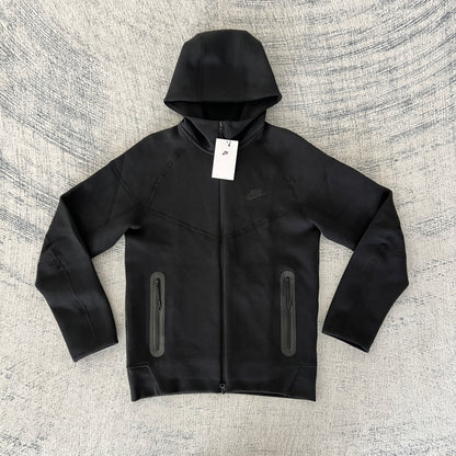 NIKE TECH BLACK BAGGY VERSION