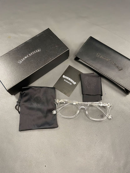 CHROME HEARTS GALSSES (BLACK AND TRANSPARENT )